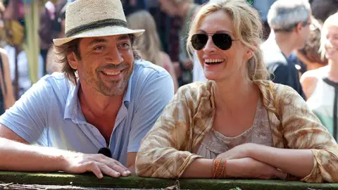 Bardem y Roberts en 'Come, reza, ama' Bardem y Roberts en 'Come, reza, ama'