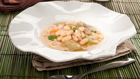 Potaje de alubias blancas Potaje de alubias blancas