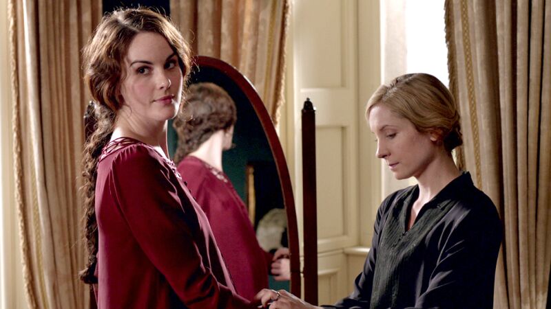 Todos preocupados por el estado de Mary