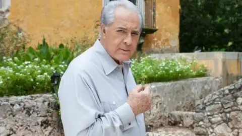 Lauro Mendoza Lauro Mendoza