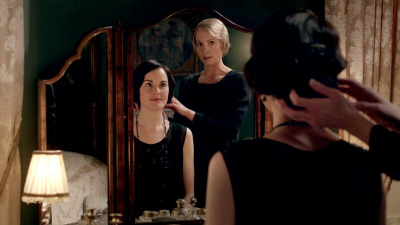 Anna confiesa a Mary el nombre del violador