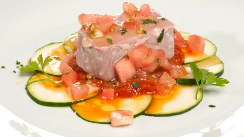 Atún con tomate Atún con tomate