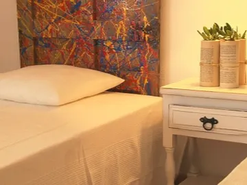 Desván convertido en una habitación para invitados Desván convertido en una habitación para invitados