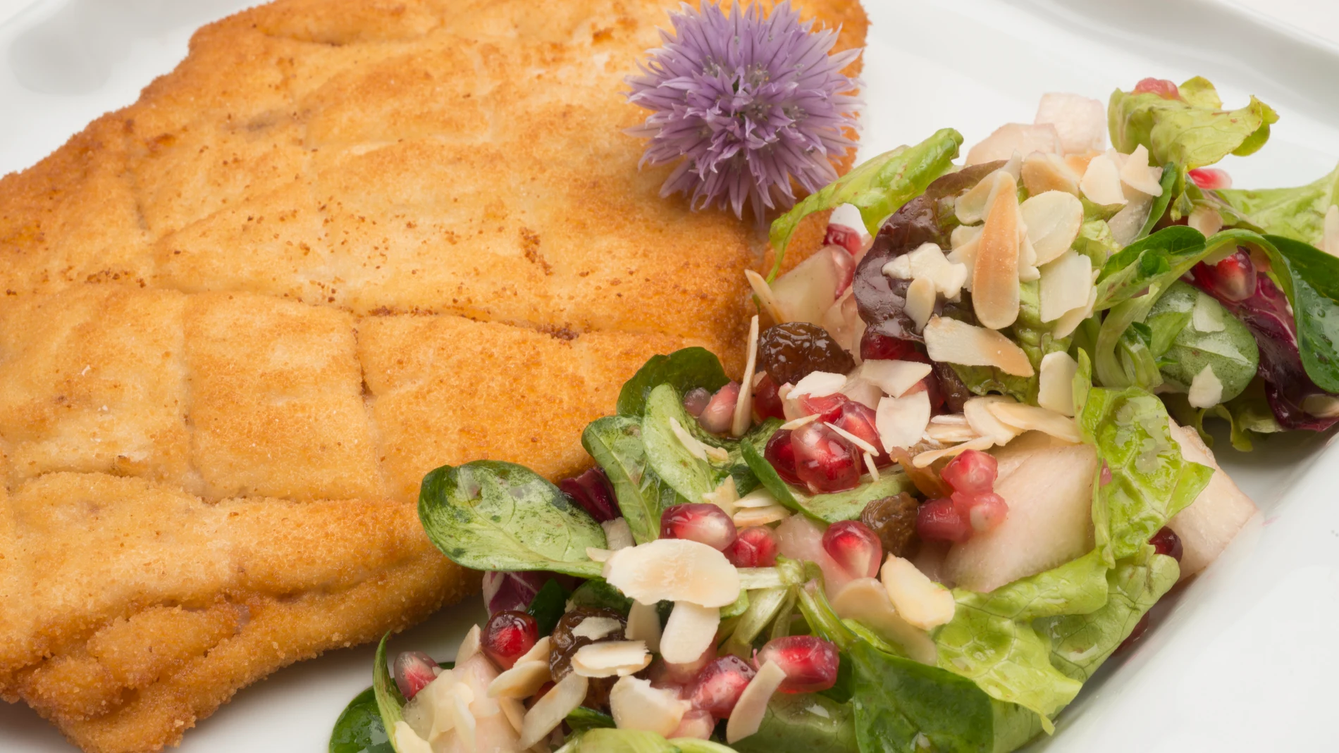 Filetes de pavo rellenos con ensalada