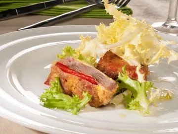 Cocina con Bruno. Lengua rebozada con pimientos Cocina con Bruno. Lengua rebozada con pimientos