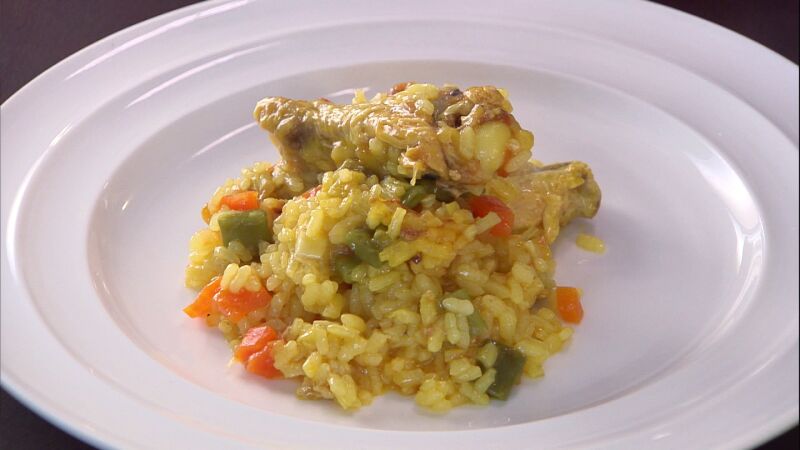 Arroz con pollo al horno