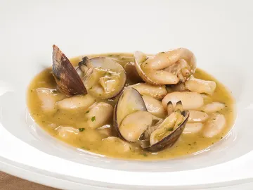 Fabes con almejas Fabes con almejas