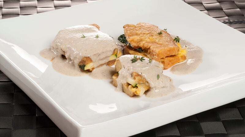Libritos de seitán con salsa de champiñones
