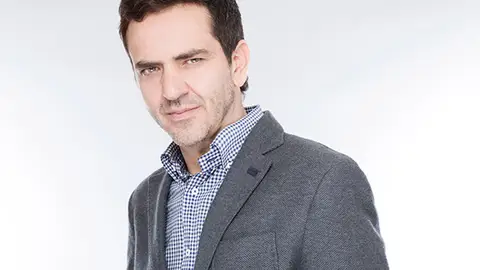 Flavio Medina es Daniel Santibáñez Flavio Medina es Daniel Santibáñez