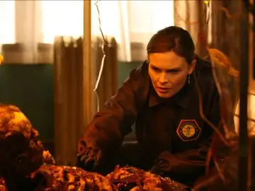 Booth y Brennan deciden ponerse en la piel del otro para mejorar su relación Booth y Brennan deciden ponerse en la piel del otro para mejorar su relación