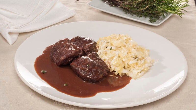 Carrilleras de cerdo con chucrut
