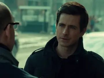 Becker se enfrenta a un alcalde con un pasado oculto Becker se enfrenta a un alcalde con un pasado oculto