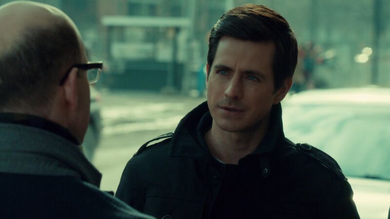 Becker se enfrenta a un alcalde con un pasado oculto