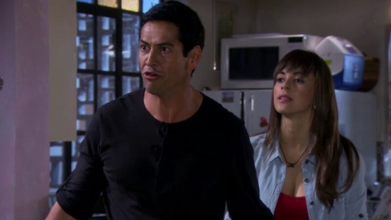 Carlos y Mati, amenazados a punta de pistola