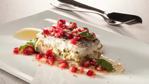 TERRINA DE VERDEL CON VINAGRETA DE GRANADA TERRINA DE VERDEL CON VINAGRETA DE GRANADA