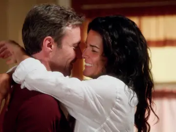 Keisy ordena la casa de Rizzoli Keisy ordena la casa de Rizzoli