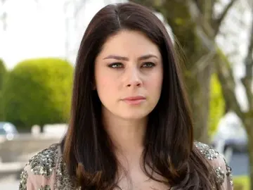 THELMA MADRIGAL es Mariela Salvatierra Morán THELMA MADRIGAL es Mariela Salvatierra Morán