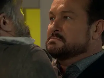 Frame 30.931548 de: Edgar le pone precio a su propio hijo Frame 30.931548 de: Edgar le pone precio a su propio hijo