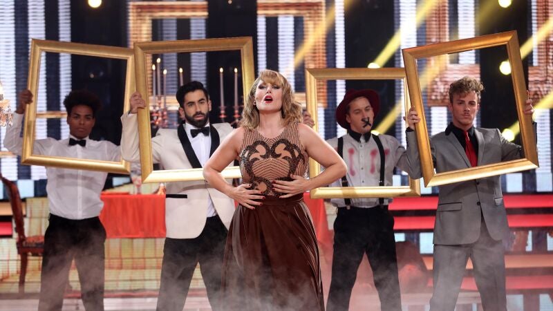 Rosa López se convierte en la dulce y sensual Taylor Swift en ‘Blank Space’