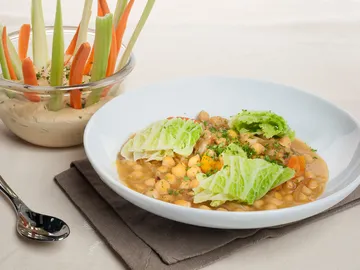 Estafoado de garbanzos y hummus Estafoado de garbanzos y hummus