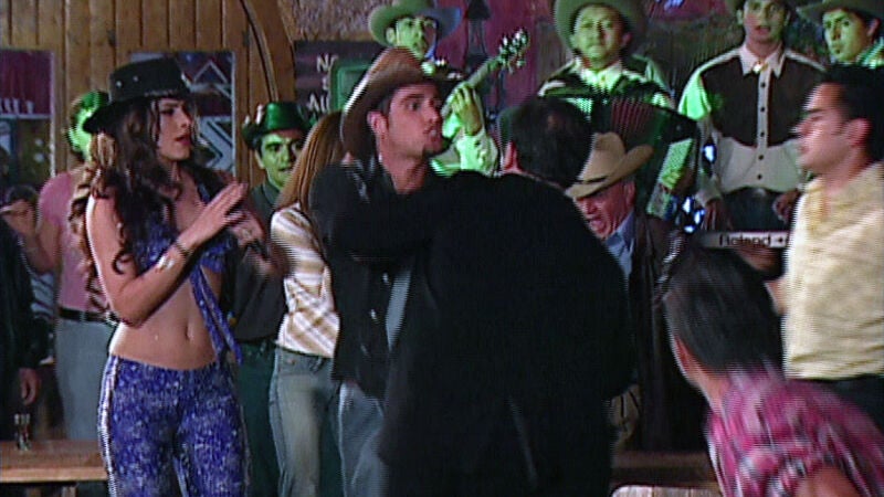 Franco Reyes se pelea en el bar por Rosario Montes