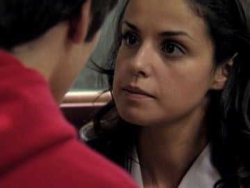 ¿Qué actriz de El Internado ha escrito la novela "Marta & Rufus (la felicidad era eso)"? ¿Qué actriz de El Internado ha escrito la novela "Marta & Rufus (la felicidad era eso)"?