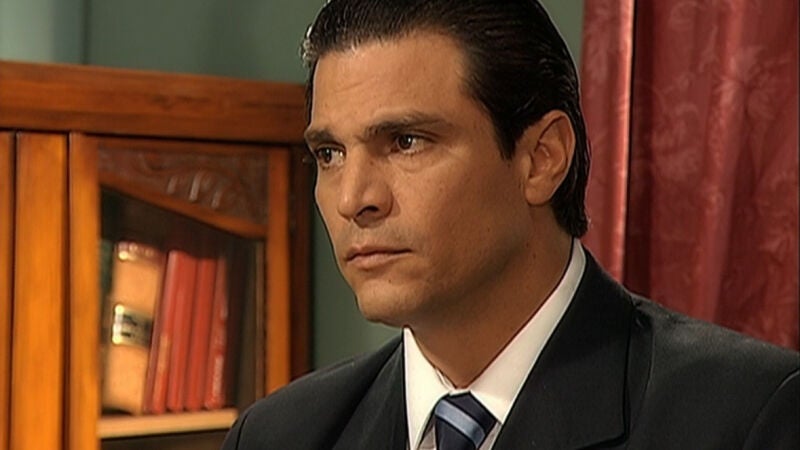 Lucho y Reyes ocultan a Ignacio la verdad sobre su hijo