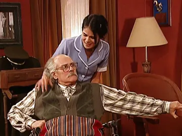 Don Martín se opone a que echen a Dominga Don Martín se opone a que echen a Dominga