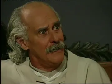 Martín recomienda a Sarita que se vaya Martín recomienda a Sarita que se vaya