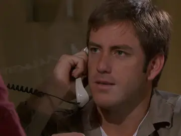Rodrigo: "Yo no estoy loco, pierdes el tiempo" Rodrigo: "Yo no estoy loco, pierdes el tiempo"