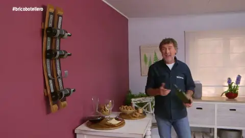 La tradición manda y construimos un botellero La tradición manda y construimos un botellero