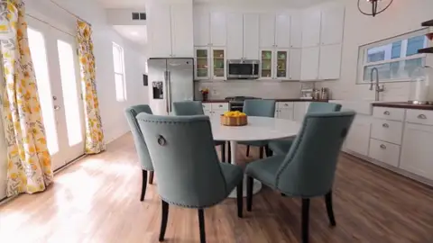 Reformamos una casa de 700 m² comprada por 45.000$ Reformamos una casa de 700 m² comprada por 45.000$
