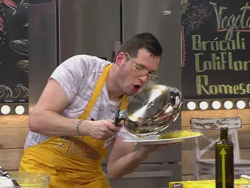 La tortilla de Ricard sufre un 'torticidio' La tortilla de Ricard sufre un 'torticidio'