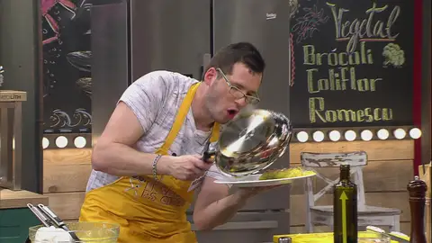 La tortilla de Ricard sufre un 'torticidio' La tortilla de Ricard sufre un 'torticidio'