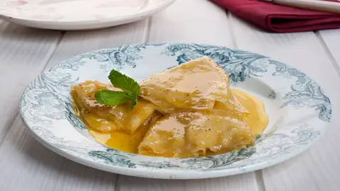 Crepes “Suzette” Crepes “Suzette”