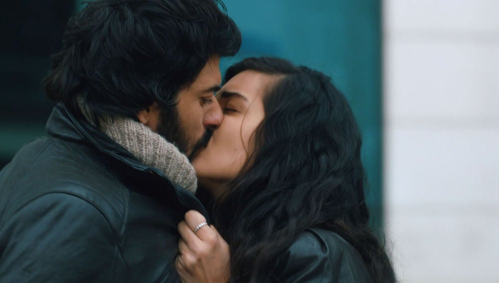 El beso de Elif