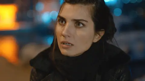 Elif Denizer Amor de contrabando