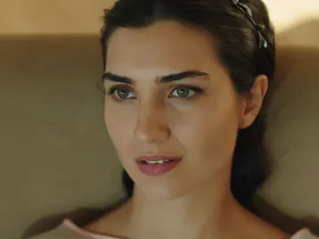 Elif Denizer Elif Denizer