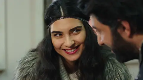 Elif Amor de contrabando