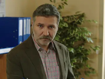 Huseyin, a punto de picar en el anzuelo Huseyin, a punto de picar en el anzuelo
