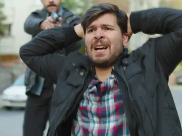 Detienen al hombre de Tayyar que les llevará a Huseyin Detienen al hombre de Tayyar que les llevará a Huseyin