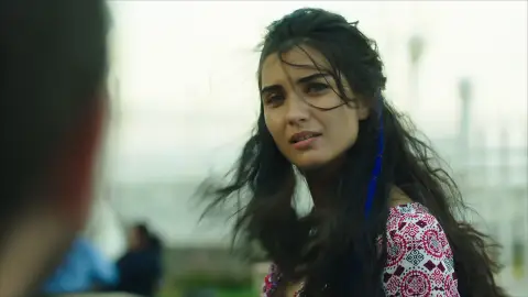 Elif Denizer Amor de contrabando