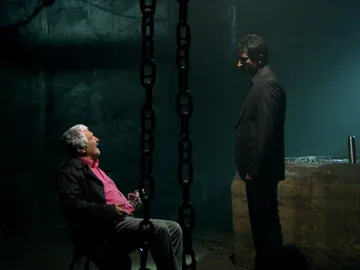 Ezel frente a Serdar Ezel frente a Serdar