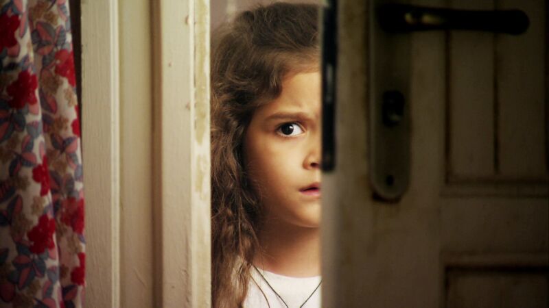 Rita descubre que Carmina va a traicionar a su padre Genesio 