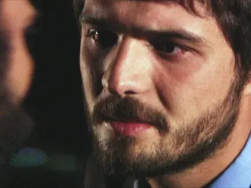 Cihan asesina Azad en 'Sila' Cihan asesina Azad en 'Sila'