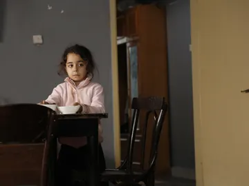 Beren Gökyildiz, la niña turca que ha cautivado a medio mundo como Melek en 'Madre' Beren Gökyildiz, la niña turca que ha cautivado a medio mundo como Melek en 'Madre'