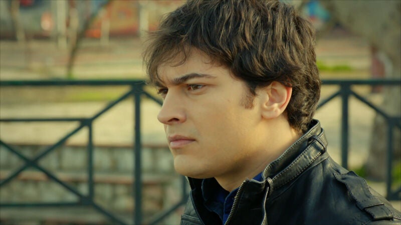 Yaman toma la decisión de alejarse de Selim y Mira