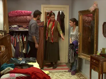 Feriha tiene un enfrentamiento con su hermano Mehmet Feriha tiene un enfrentamiento con su hermano Mehmet