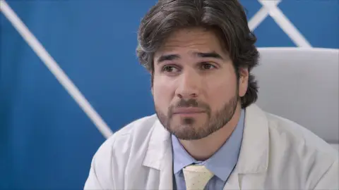 Robert Mi marido tiene más familia