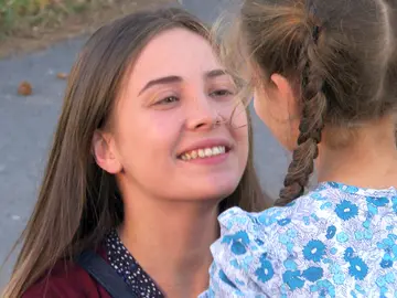 Elif se reencuentra con su madre Elif se reencuentra con su madre